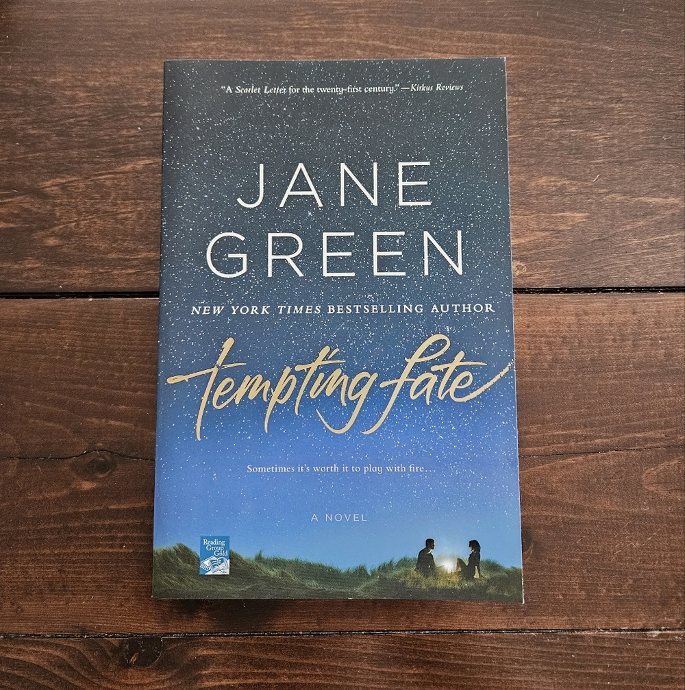 Tempting Fate by Jane Green Paperback